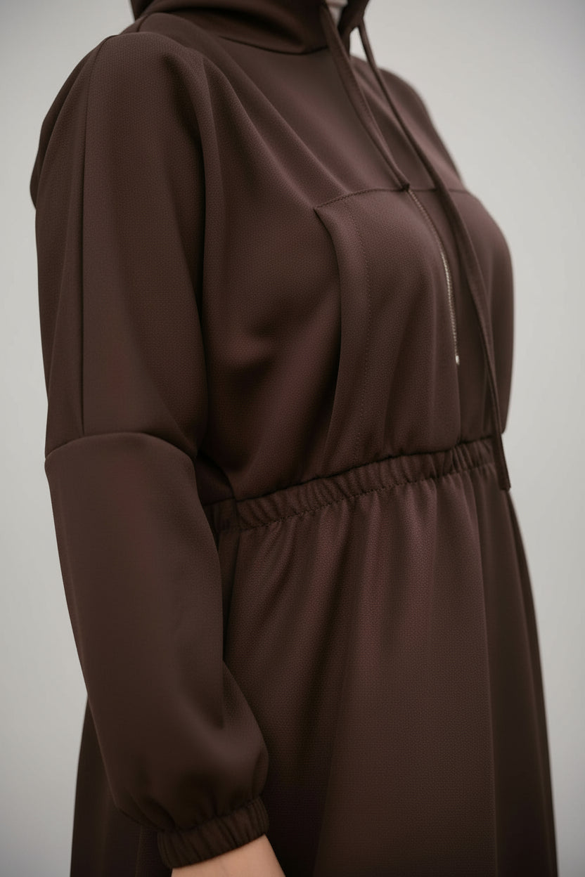 Hooded sweatshirt dress in brown