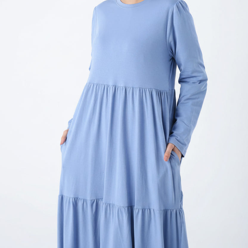 Ruffled cotton dress in blue