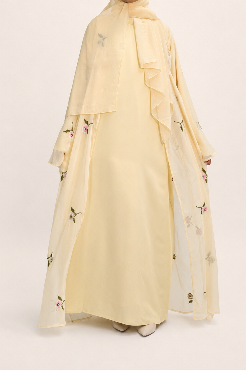 Très belle Abaya in Yellow