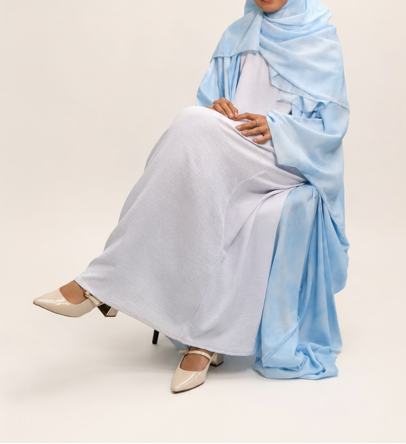 Le ciel bleu open abaya