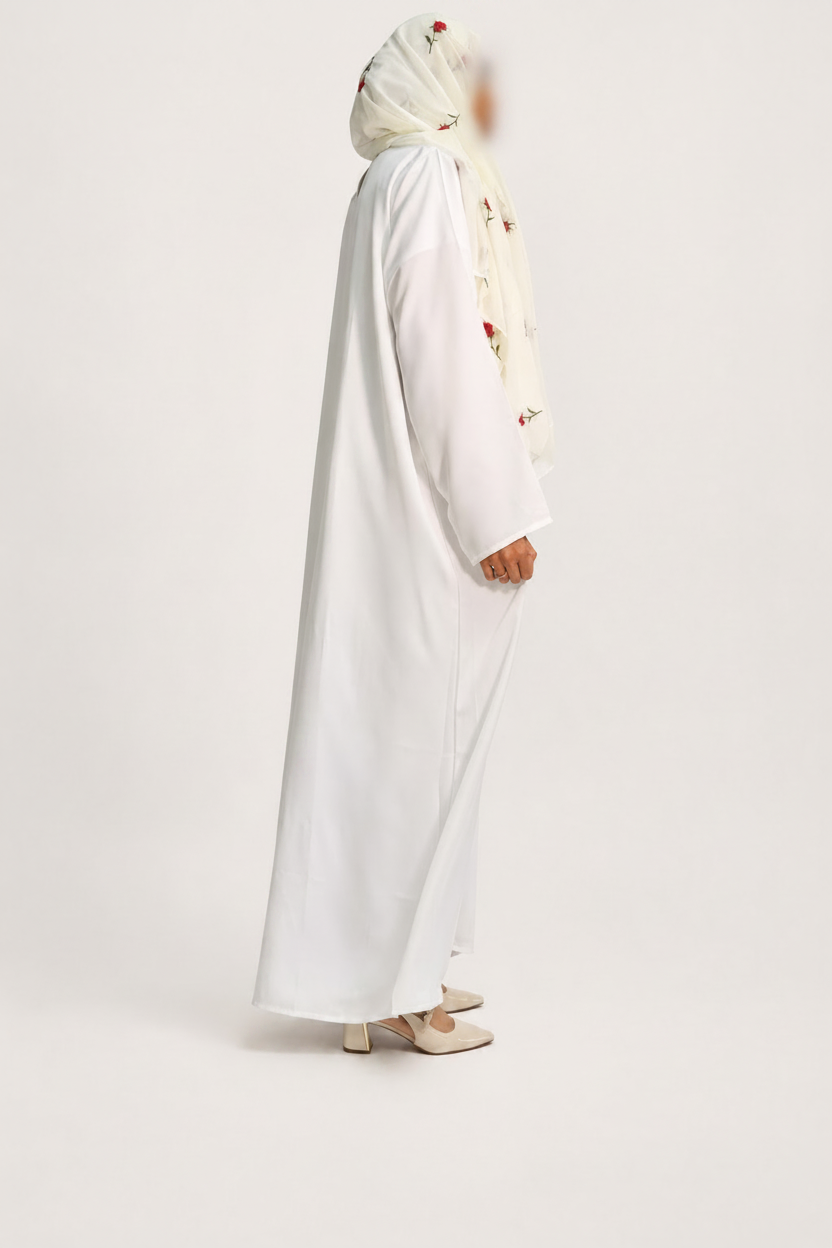 Rose d'Amour Abaya in White