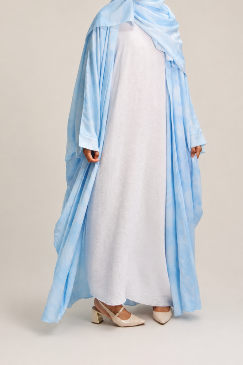 Le ciel bleu open abaya