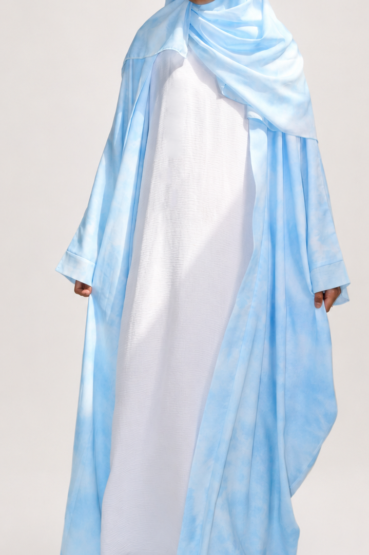 Le ciel bleu open abaya
