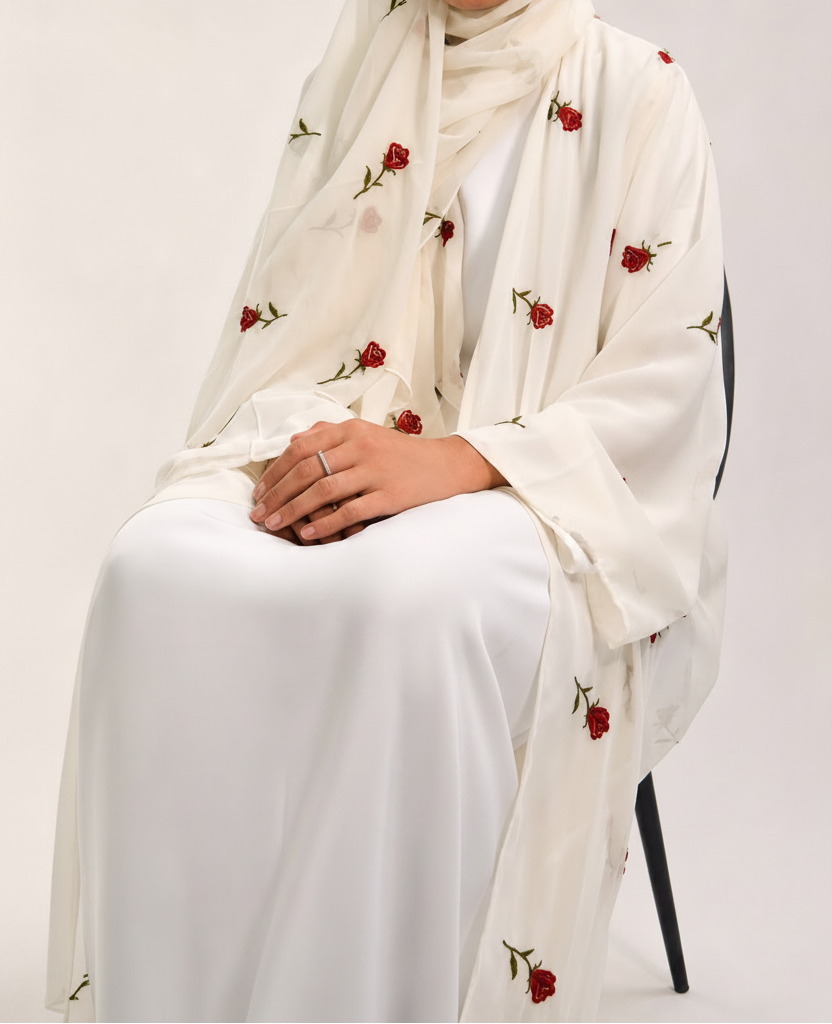 Rose d'Amour Abaya in White