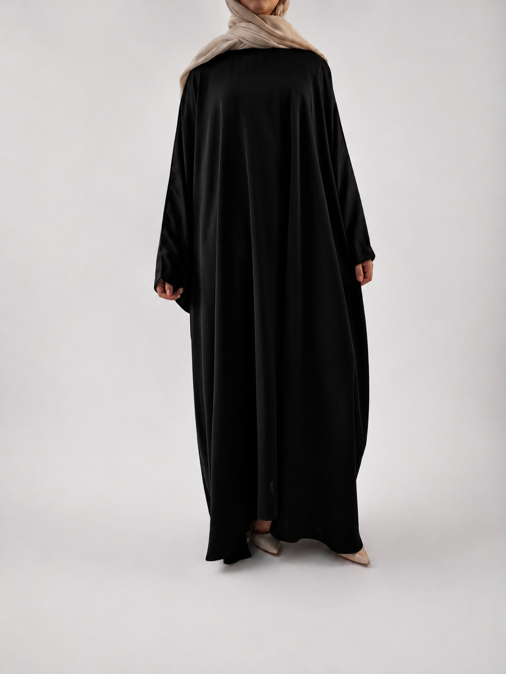 Classic Batwing Abaya in Black