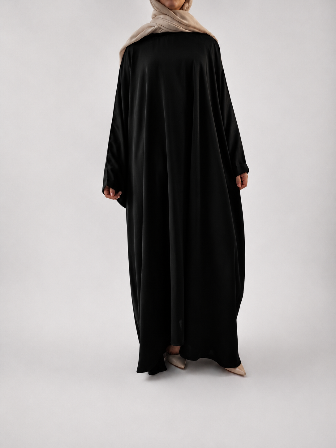 Classic Batwing Abaya in Black