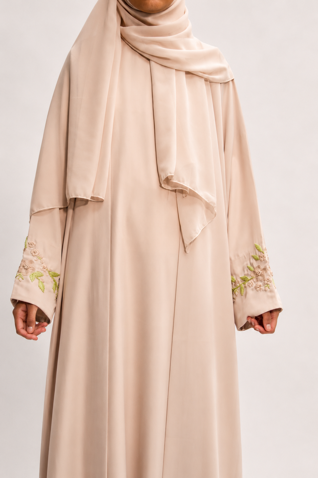 Delilah Abaya