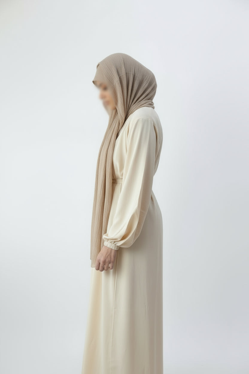 Basic abaya in cream