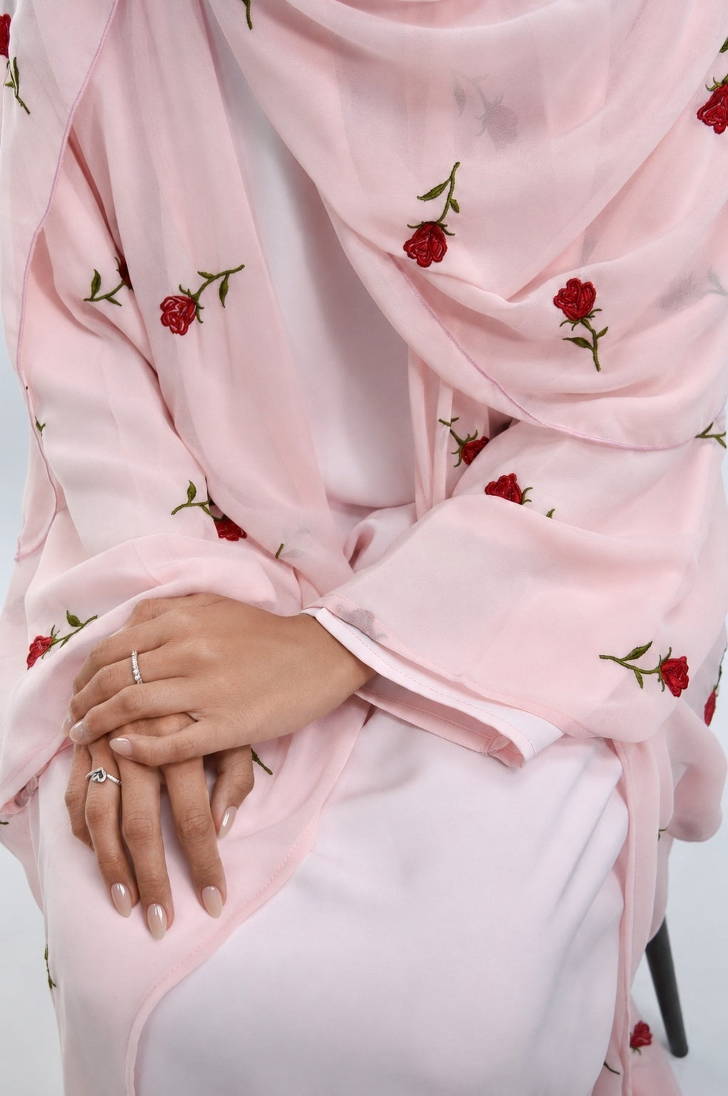 Rose d'Amour Abaya in Pink