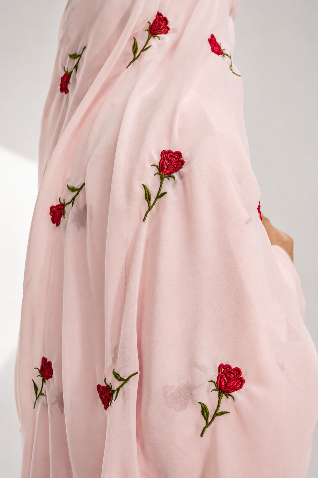 Rose d'Amour Abaya in Pink