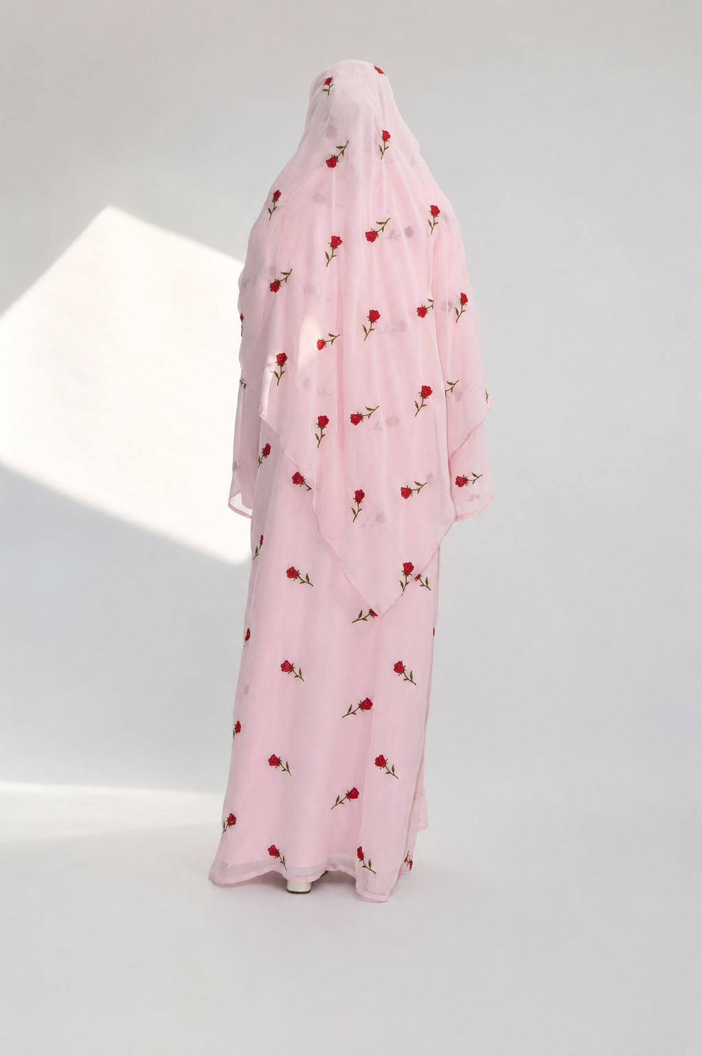 Rose d'Amour Abaya in Pink