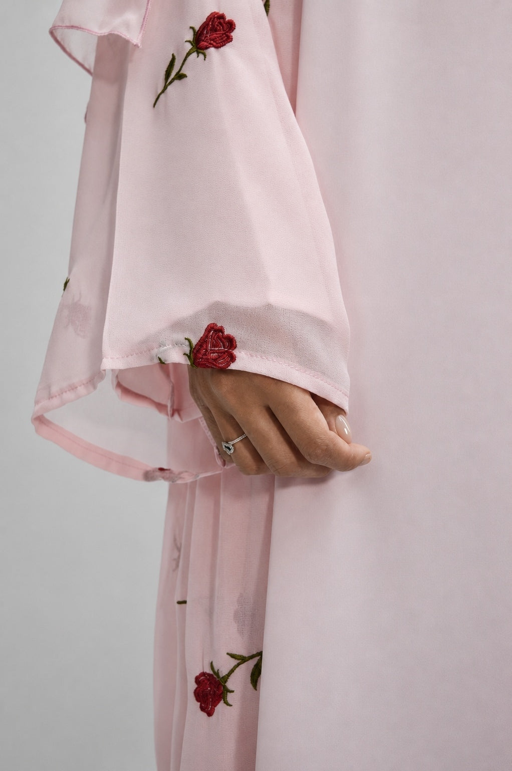 Rose d'Amour Abaya in Pink