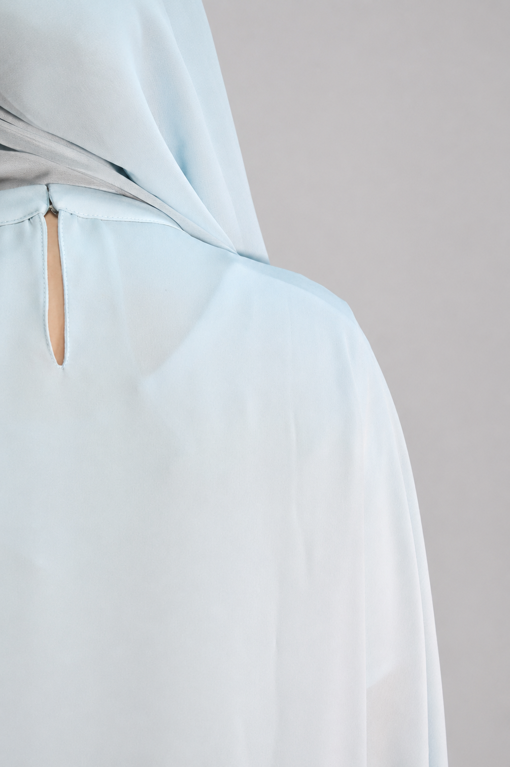 Bleu pastel Abaya